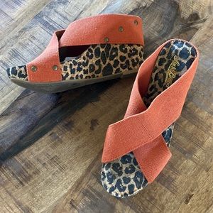 Lucky Brand Miller 3 Women's 8M Shoes Orange Animal Print Wedge Heels Sandals
